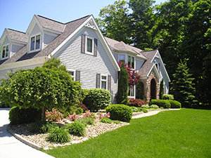 Landscapers and Lawncare Services in Burlington, IA